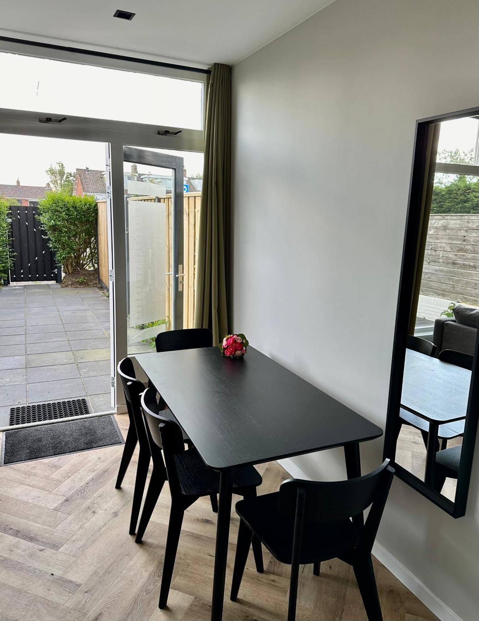 Eight Apartment Zandvoort Ngoại thất bức ảnh